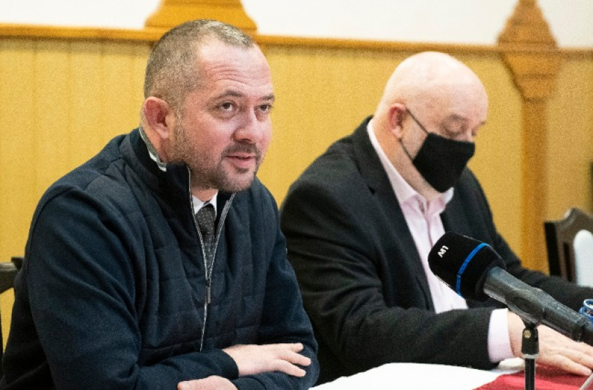 Megmenti a falusi kisboltokat a Magyar falu program