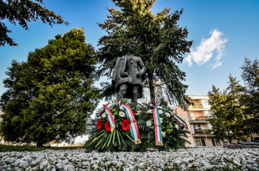 A hősökre emlékeztek Csornán
