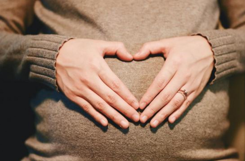 Novák Katalin arra kéri a várandósokat, regisztráljanak a www.vakcinainfo.gov.hu honlapon