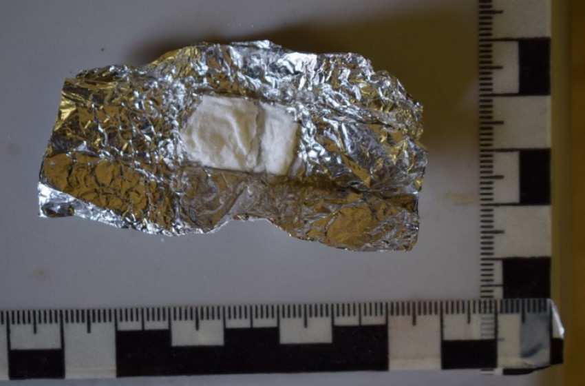 Lebukott a kapuvári fiatal kábítószergyanús anyag birtoklása miatt 