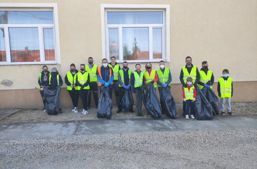 Szemétszedési akció Rábatamásiban 