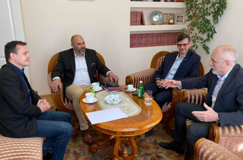 Gazdaságfejlesztési stratégiáról egyeztetettek a megyei önkormányzatnál 