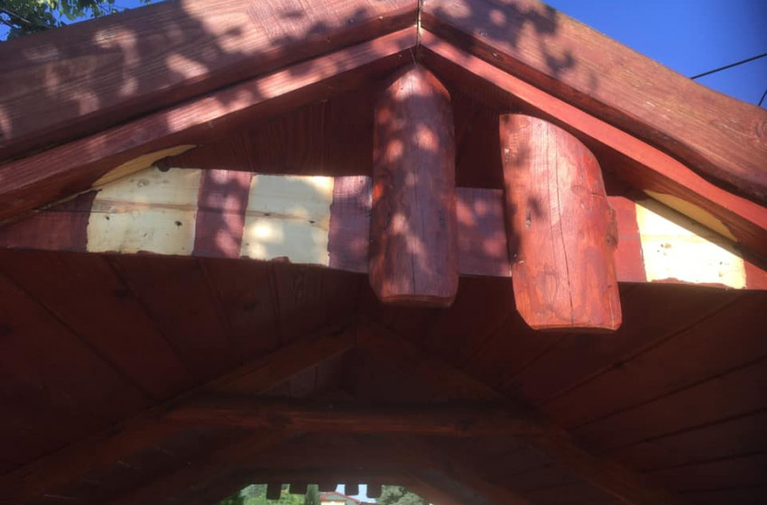 Vandálok rongáltak Csornán a Lehel téren