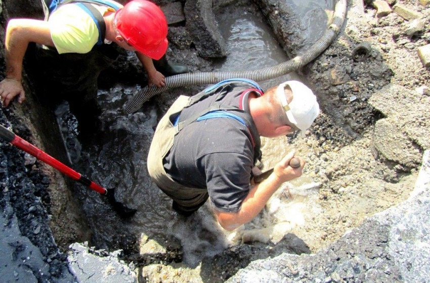 Csőtörés történt Kapuváron, a Fürdő utcai lakótelepet ellátó ivóvíz vezetéken