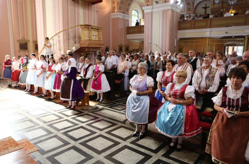 Búcsúi nagymise Kapuváron