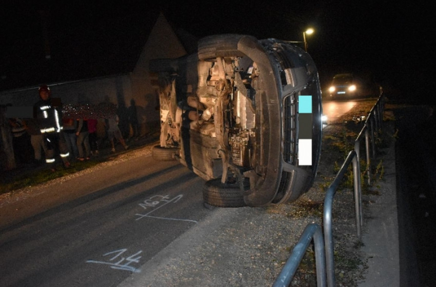 Feltehetően ittasan borult fel autójával egy sofőr Rábapatonán