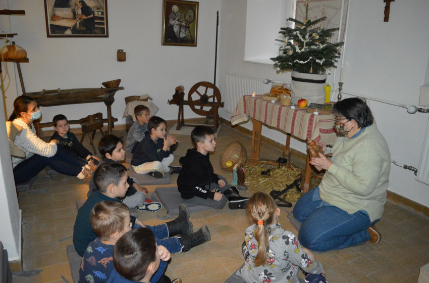 A Mórichidai Óvoda nagycsoportosai látogattak el a Csornai Múzeumba