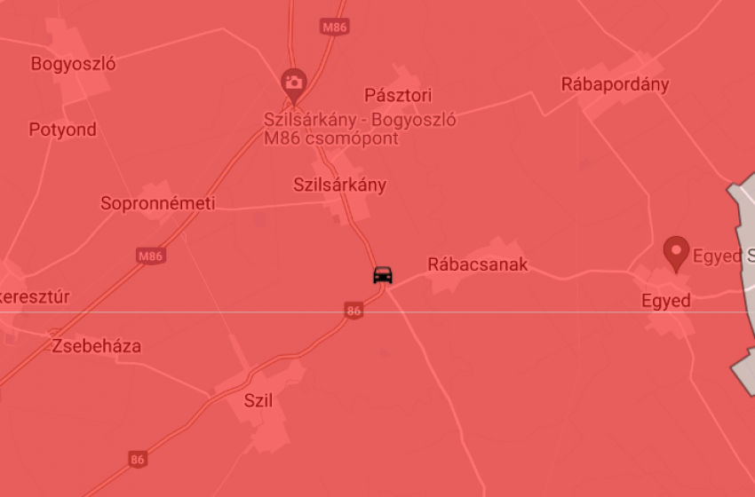 Friss - Két autó karambolozott a 86-os főúton