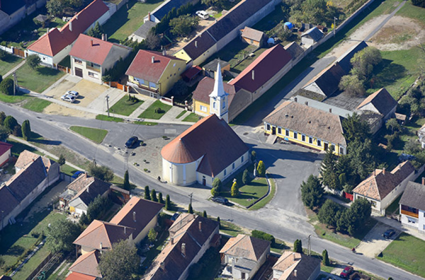 Falunapi programok Szárföldön