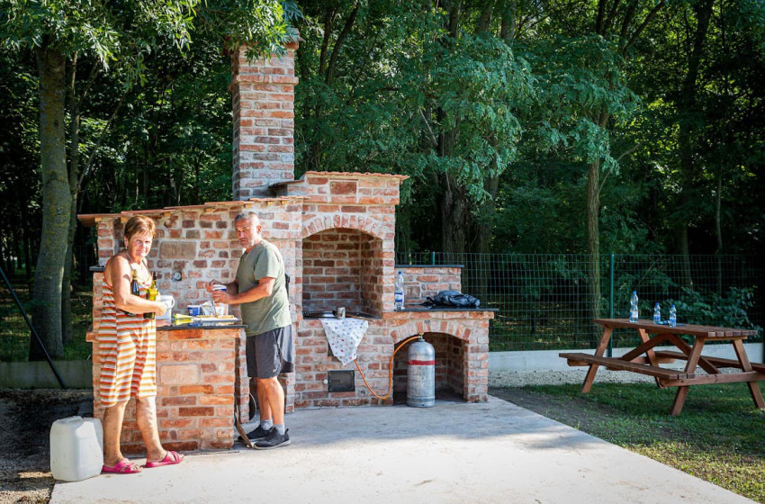 Köztéri kemencék hódítanak a falvakban: Potyond is csatlakozik