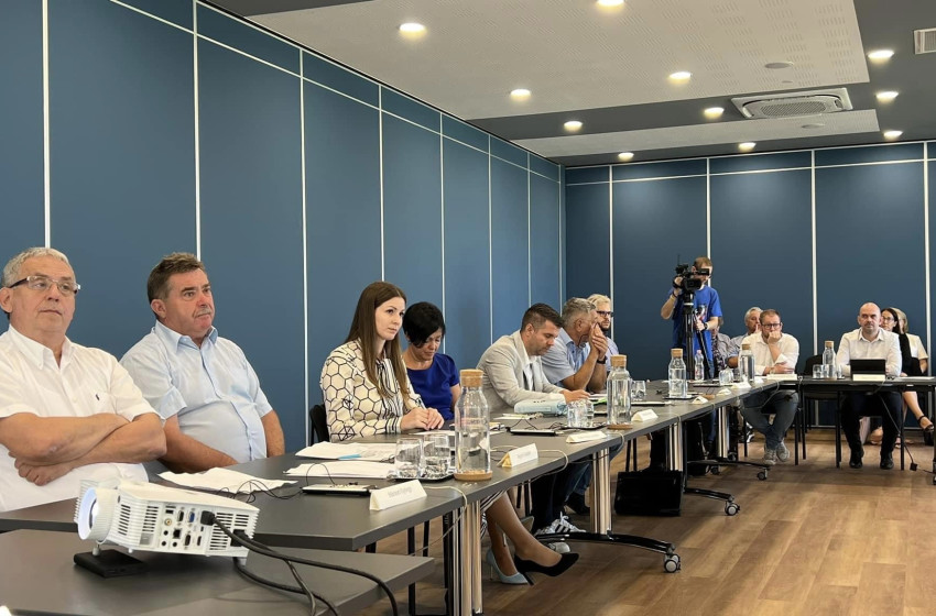 Megkezdte az őszi ülésszakot a vármegyei közgyűlés