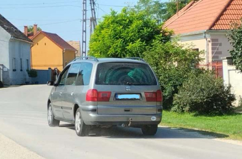 Vigyázzunk! Román autósok zaklatják a rábaközi falvak lakóit