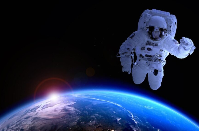 Szijjártó: bő egy év múlva kezdheti meg a misszióját a második magyar űrhajós