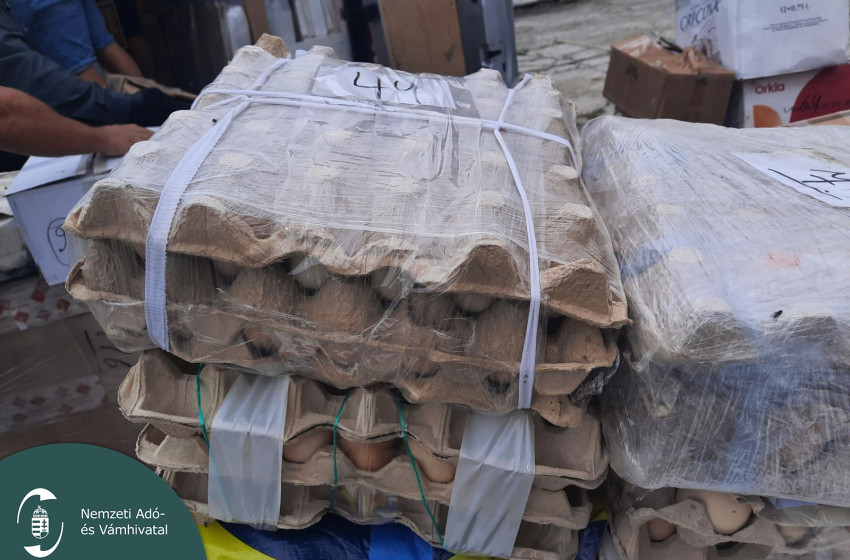 Négy mázsa hús, alkohol, cigaretta, tojás - mindent vitt a román sofőr, míg a NAV el nem fogta 