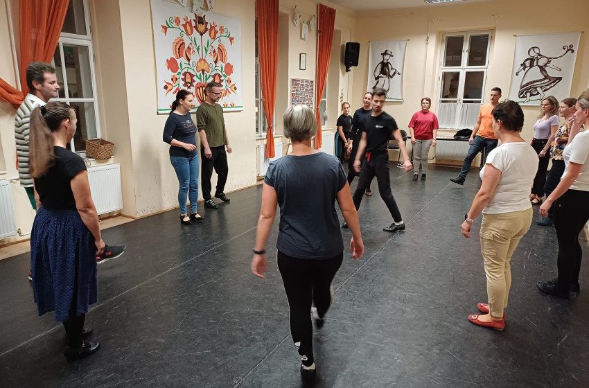 Felnőtt néptáncoktatás Kapuváron