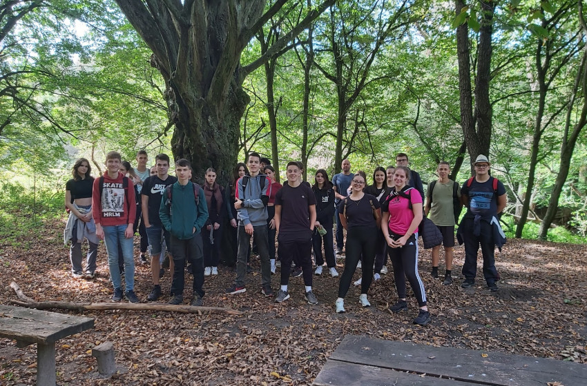 Különleges környezetben kirándultak a Páli Szent Vince Katolikus Gimnázium diákjai 