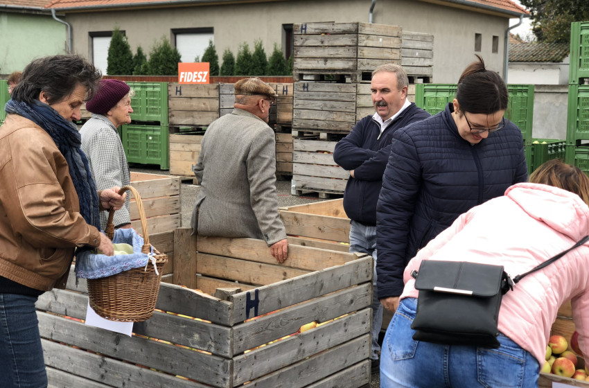 Almavásárt rendeznek Kapuváron, Csornán és Téten