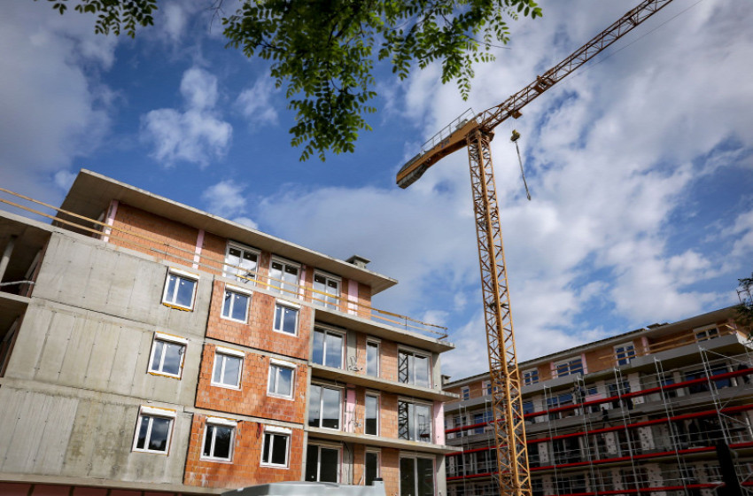 Ezért hatalmas segítség a magyar családoknak a CSOK Plusz