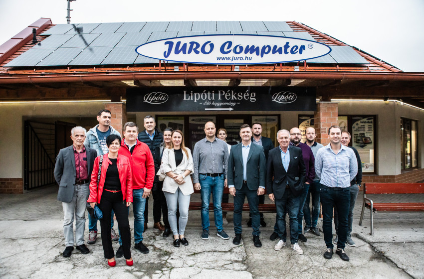 Fertődön értekeztek a Nyugati Kapu Klub tagjai