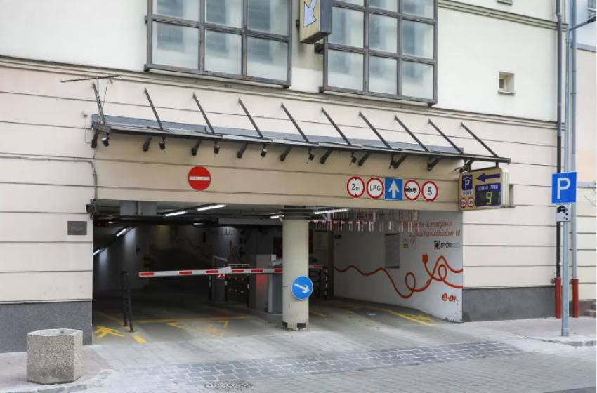 Ne rutinból parkoljon, ha a győri belvárosba megy! 