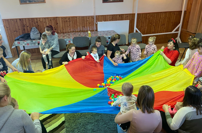 Kerekítő foglalkozás Bodonhelyen, Töreky Zsuzsival
