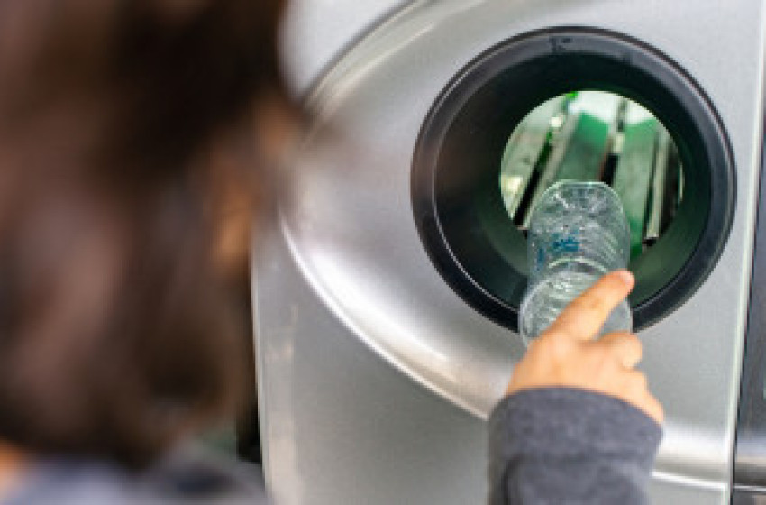 Januártól jönnek a kötelező visszaváltási díjas termékek