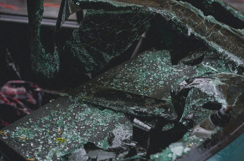 „Ha magához térne, az rendkívül erős fájdalmakkal járna” – Halálba vitte barátját a fiatal focista, az orvosok jelenleg is küzdenek az életéért