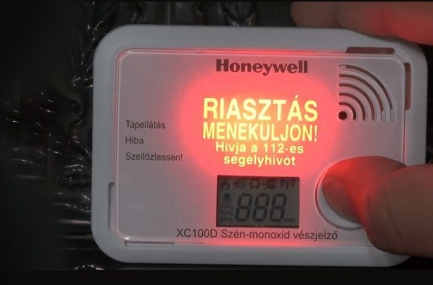 Cserépkályha füstje áramlott vissza egy hegyeshalmi társasház második emeleti lakásában