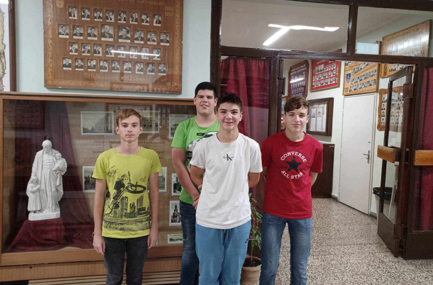 Vármegyei I. helyezést értek el a Bolyai Anyanyelvi Csapatversenyen a kapuvári diákok