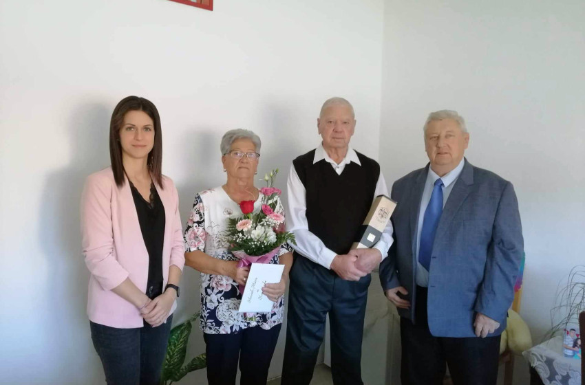 55 évnyi boldogság: Kapui Endre és Horváth Mária ünnepel Osliban