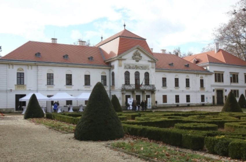 Átadták a nagycenki Széchenyi-kastély turisztikai célú fejlesztéseit