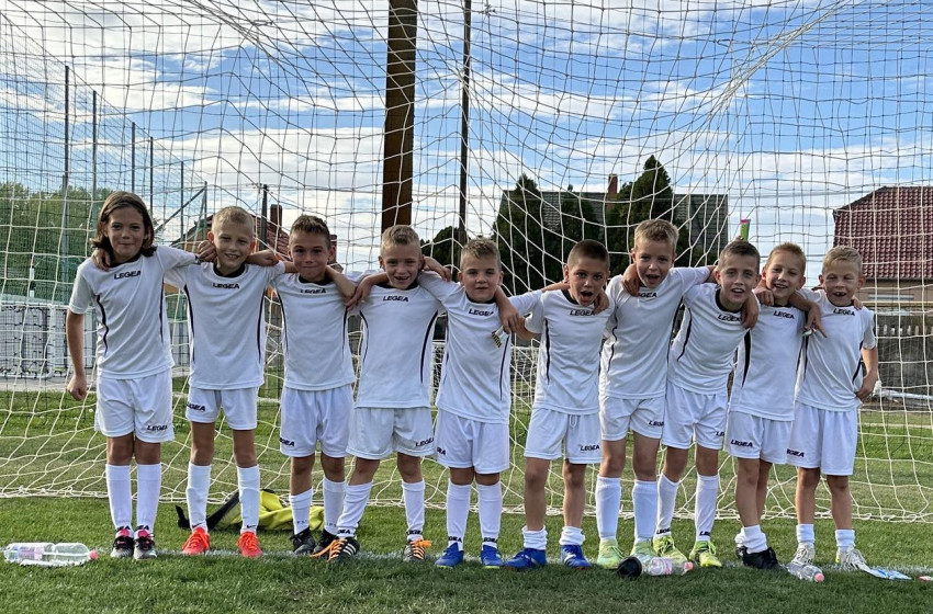 Télen is játszik a Csornai SE U9-es csapata