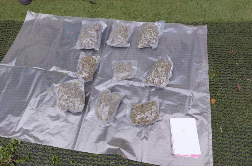 Drogkereskedőkre csaptak le, Győrben is házkutatást tartottak