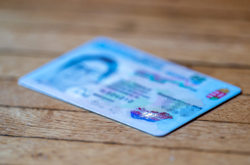 Egyszerűbb lett a kiskorúak személyi igazolvány igénylése