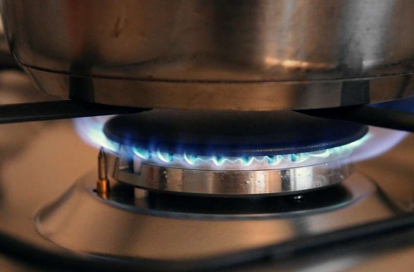 A soproni társasházi lakásban a szén-monoxid-érzékelő figyelmeztető jelzést küldött