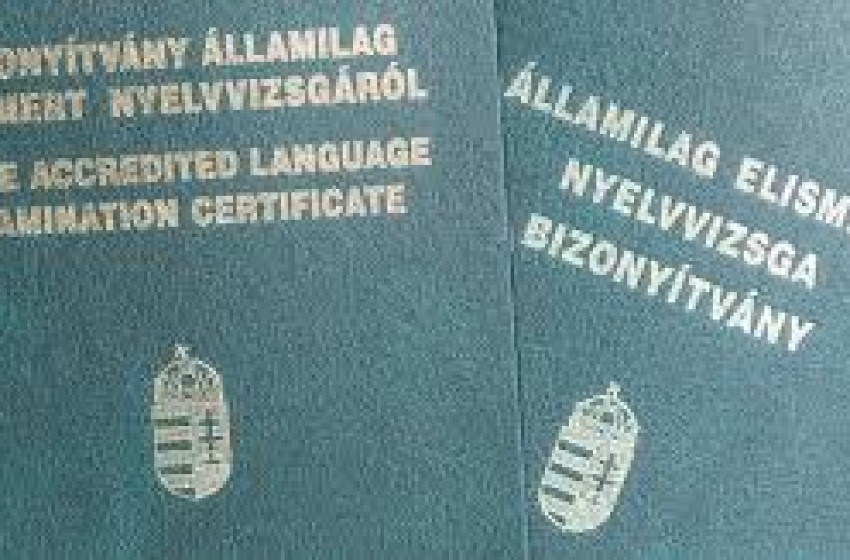 Hamis nyelvvizsga bizonyítvánnyal szerzett PhD fokozatot egy nő Győrben