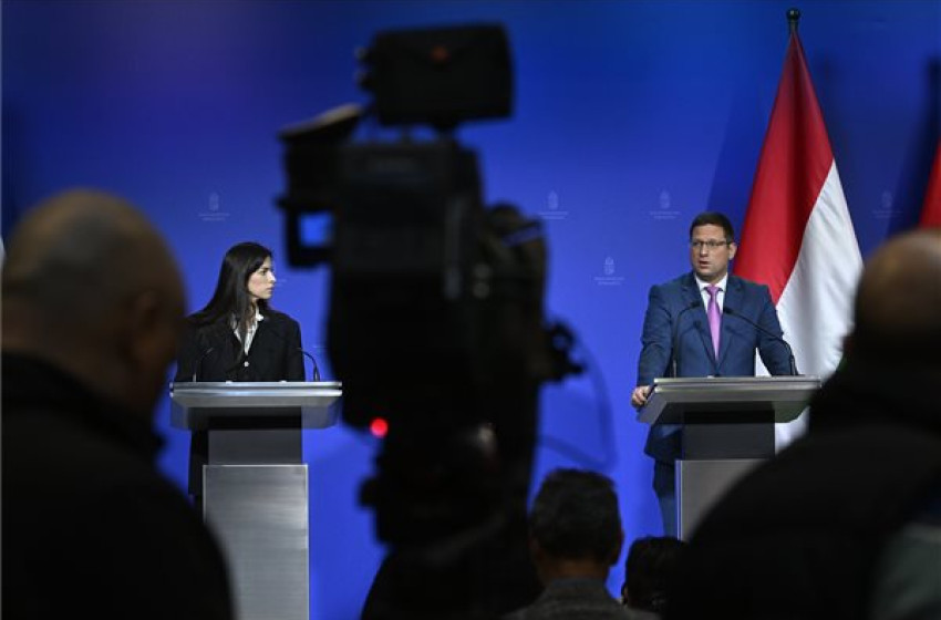 Még ebben a ciklusban duplájára nő a tanárok bére 