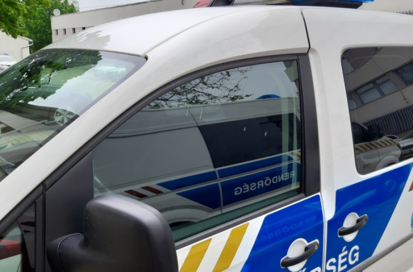 Vádat emeltek egy ámokfutó ellen, aki el akarta ütni a rendőröket 