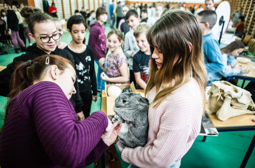 Nevetve ismerkedtek a mihályi diákok a szakmákkal