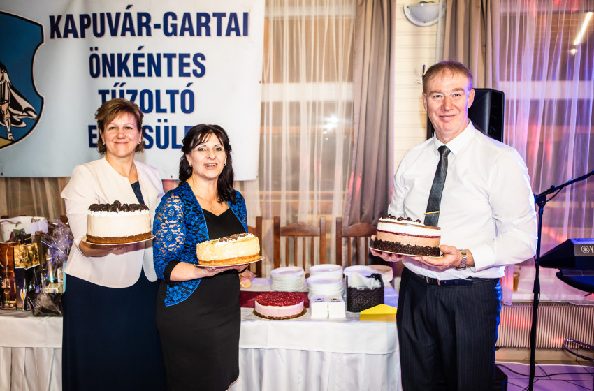 Mindenkinek jár a pihenés! Kikapcsolódtak az önkéntes tűzoltók Kapuváron
