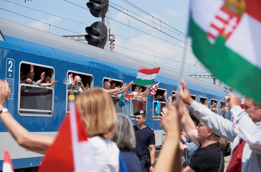 Idén is indulnak zarándokvonatok a csíksomlyói búcsúba