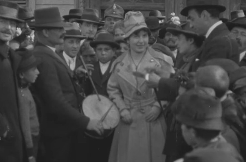 Utazzunk vissza az időben 106 évet