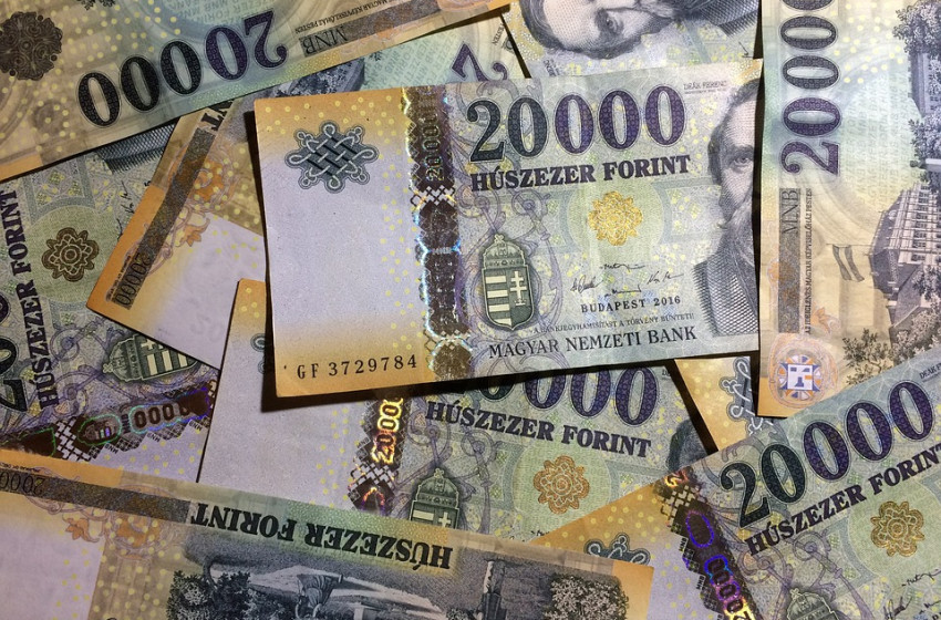 Kiderült, mennyi hamis pénz lehet forgalomban Magyarországon