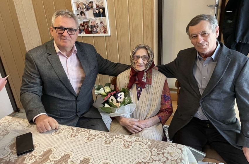 103 éves élettapasztalat Szanyból