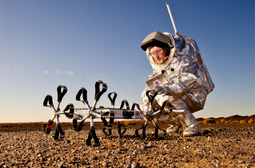 Magyar találmány szimatol víz után a Holdon