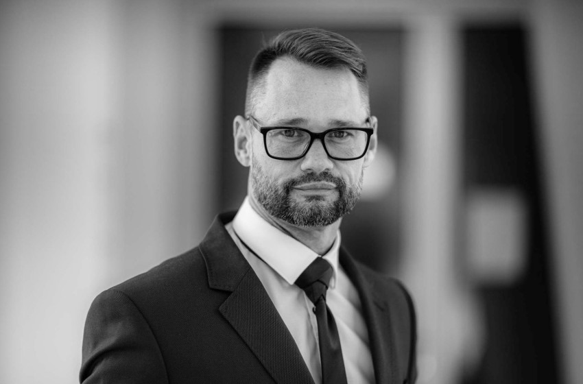 Meghalt Jakab Ferenc virológus