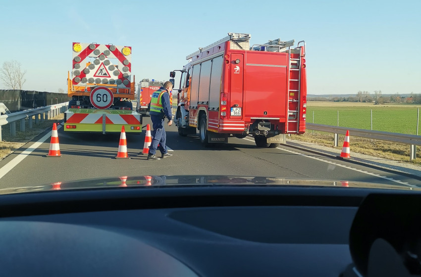 Teljes útzár Soprontól Győr irányába