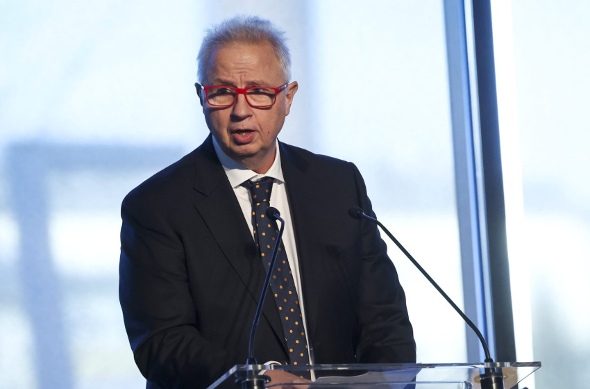 Trócsányi Lászlót jelölik a kormánypártok az Alkotmánybíróság megüresedő helyére