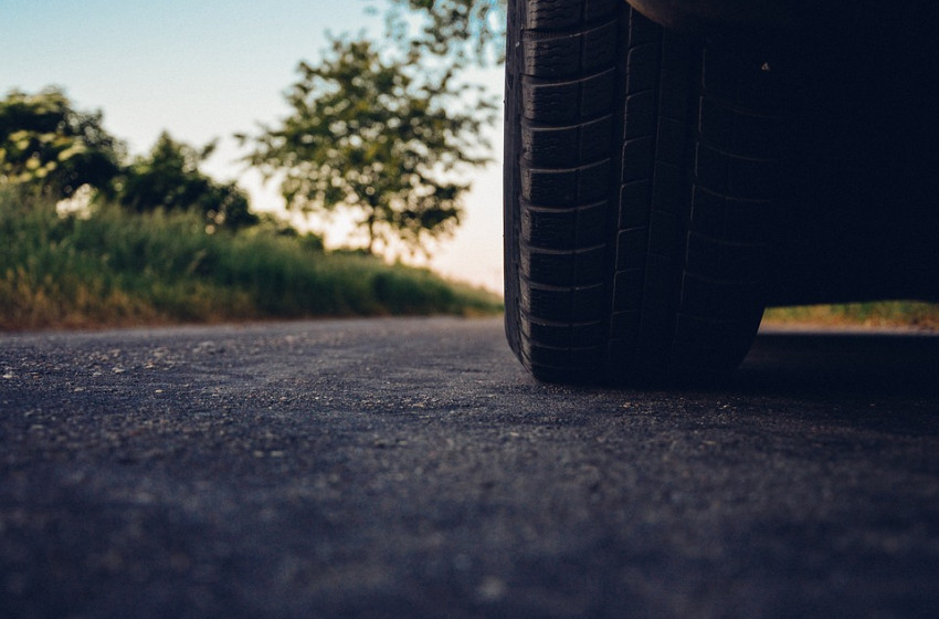 Könnyítés jön a gépjárműadó befizetésében