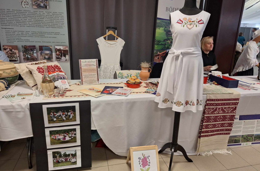 A rábaközi minták népszerűsítése volt a cél